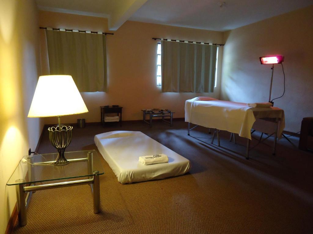 Hotel Recanto Sao Cristovao - Proximo Ao Parque Tarundu Кампус-ду-Жордау Экстерьер фото