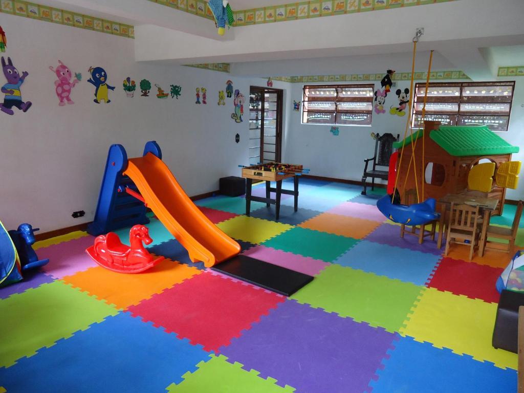 Hotel Recanto Sao Cristovao - Proximo Ao Parque Tarundu Кампус-ду-Жордау Экстерьер фото